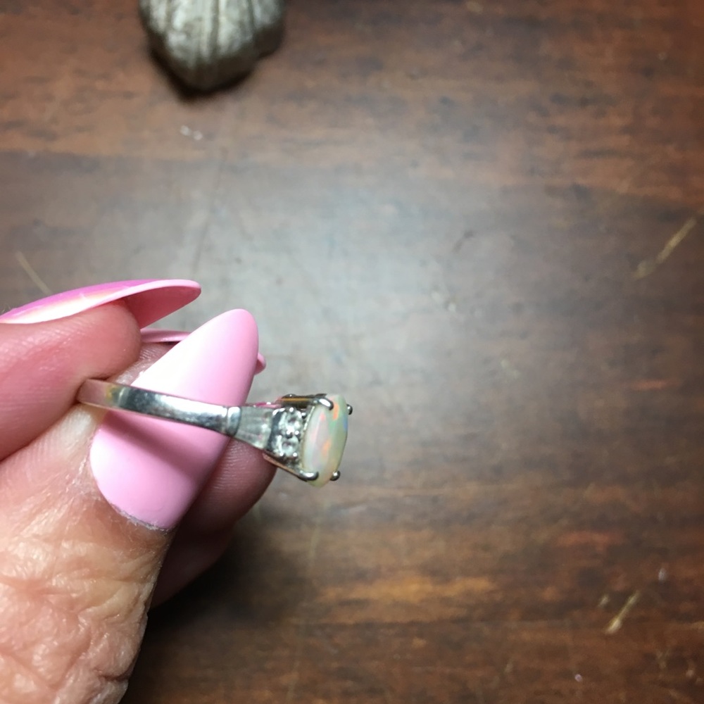 Opal ring - Picture 4 of 7